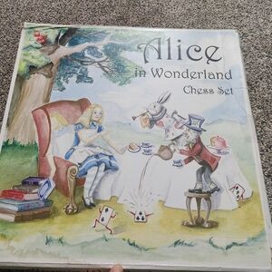Alice in Wonderland Chess Set In Box